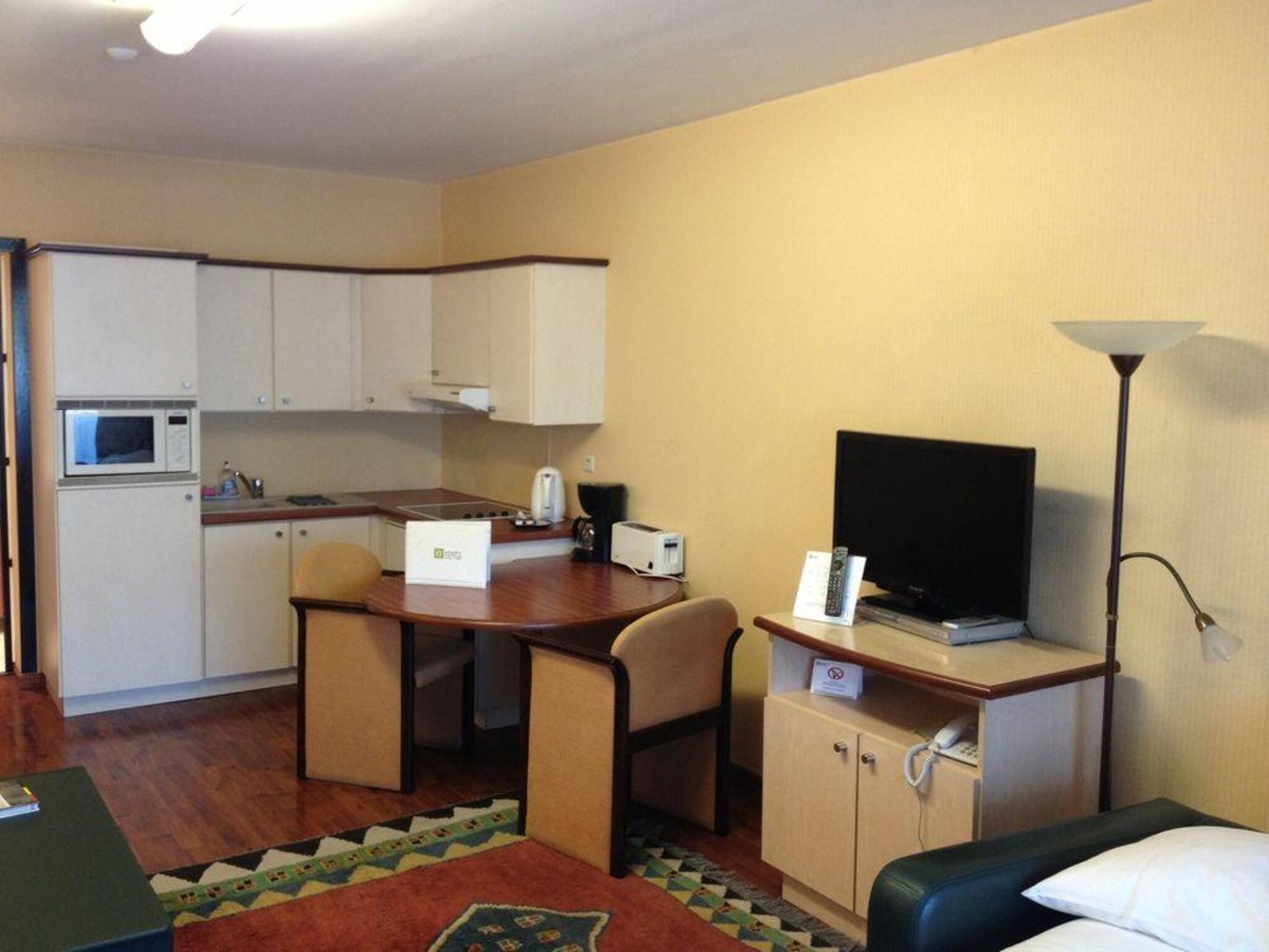 Aparthotel B-aparthotel Montgomery 4*