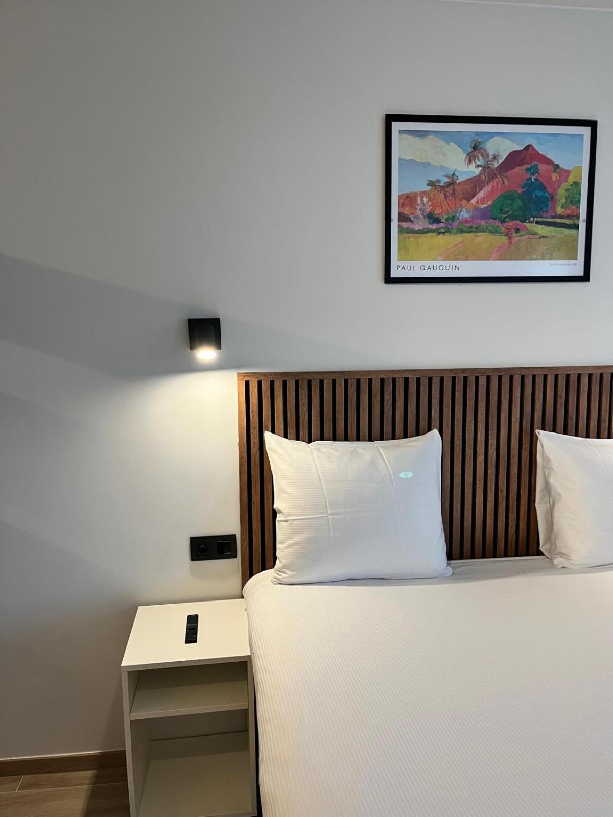 B-aparthotel Montgomery Aparthotel 4*